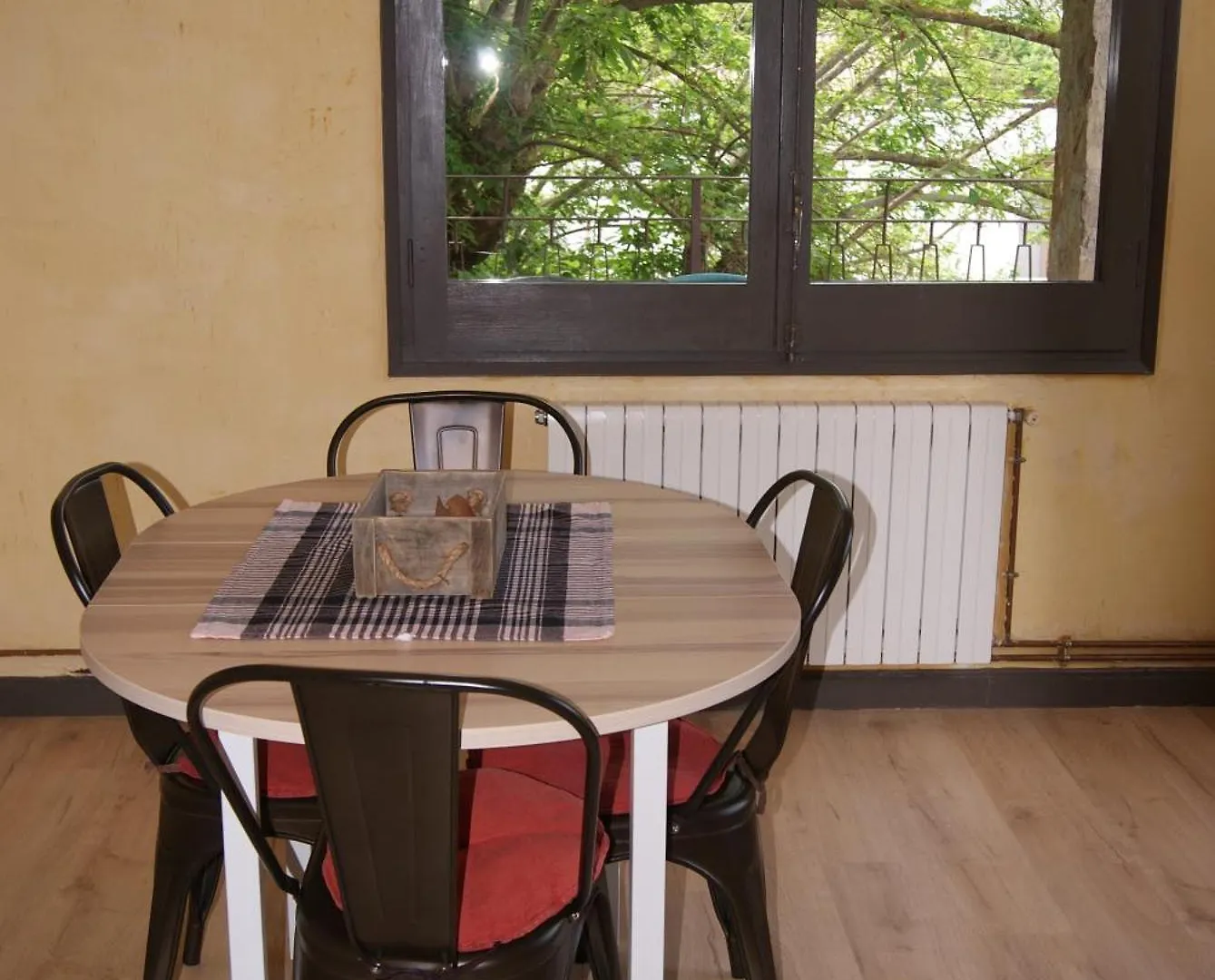 Apartamento Con Encanto L'Estany 1 Banyoles